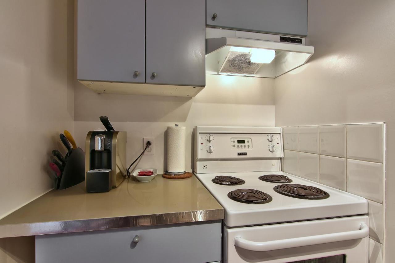 Apartment Et Studio Монреал Екстериор снимка