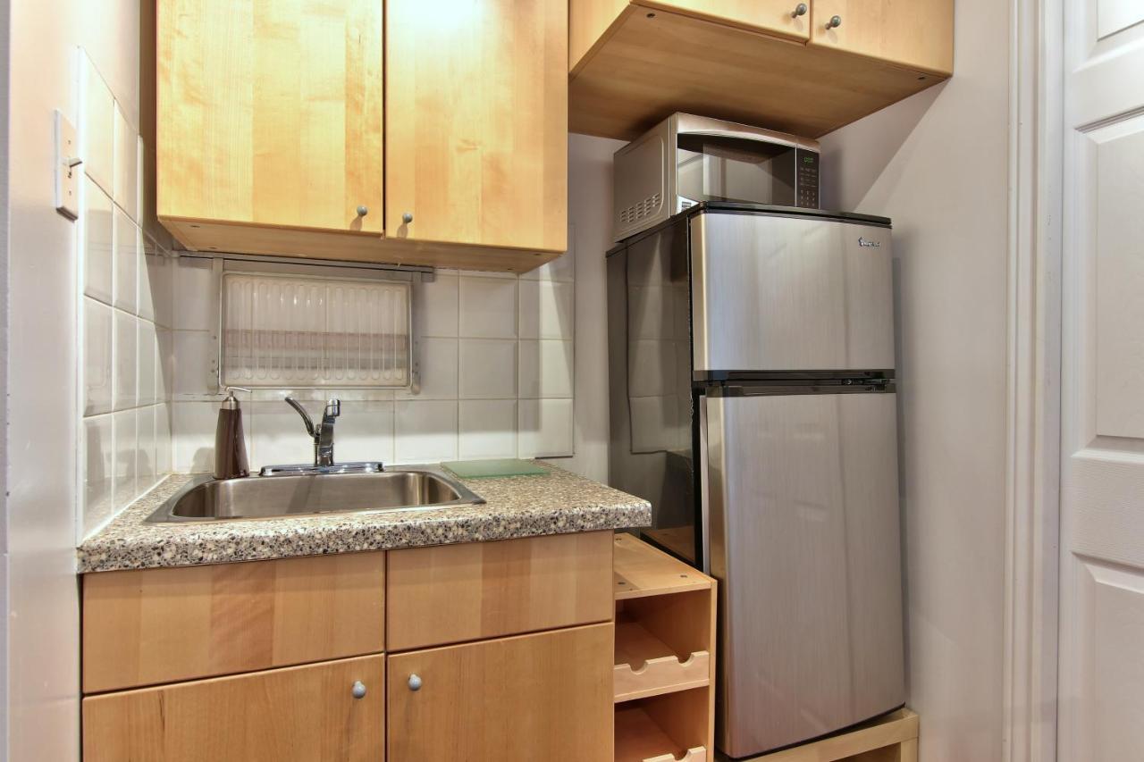 Apartment Et Studio Монреал Екстериор снимка