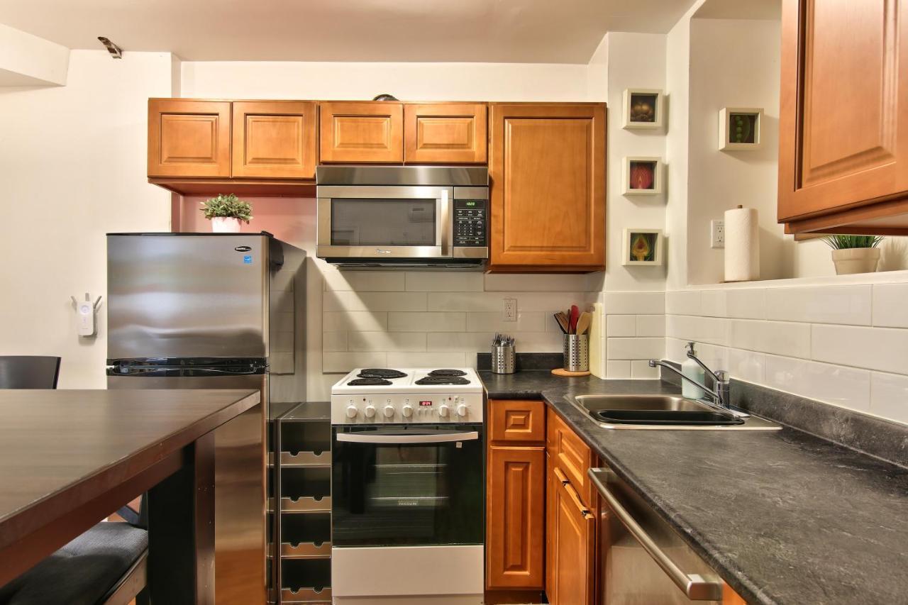 Apartment Et Studio Монреал Екстериор снимка